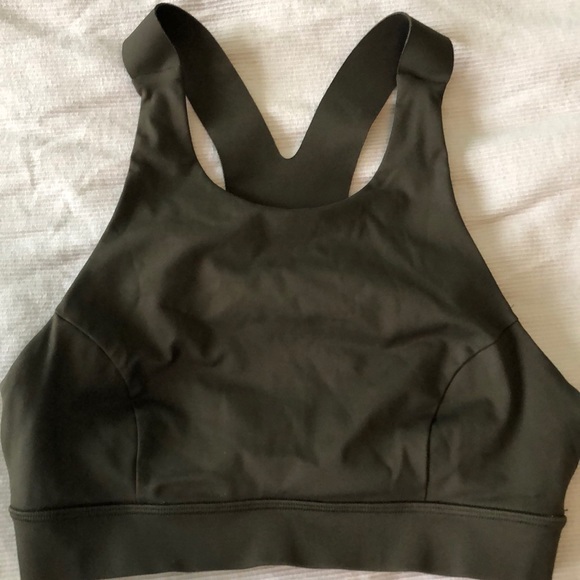 lululemon athletica Other - Lululemon fast & free sports bra army green size 8